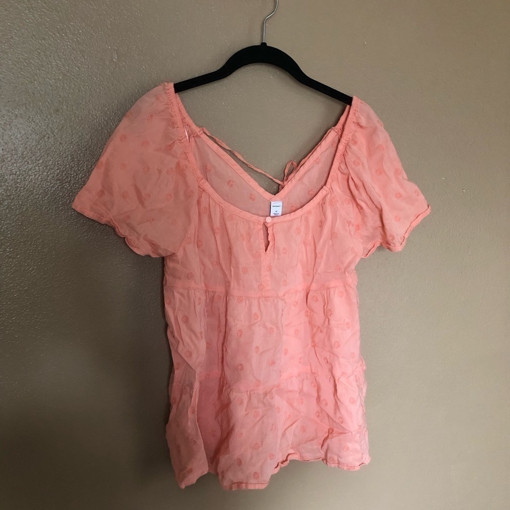 Old Navy Lightweight Peach Blouse Size M